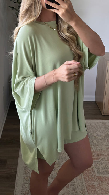 Oversized Biker Shorts Set / Pastel Green