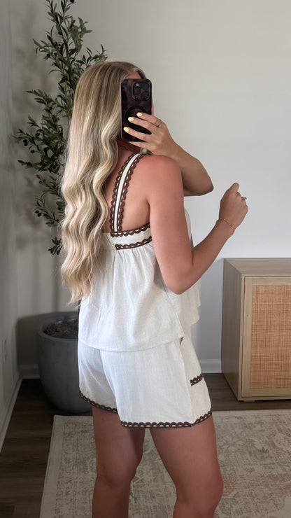 Scalloped Trim Shorts / Oatmeal