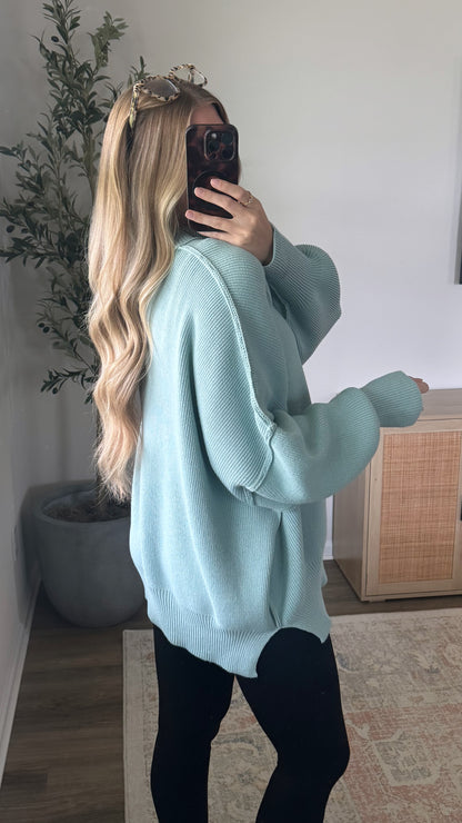 Oversized Essential Knit / Ice Blue