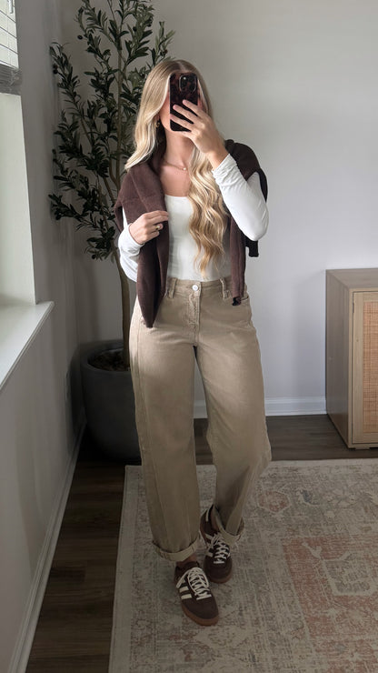 Corduroy Barrel Pants / Tan