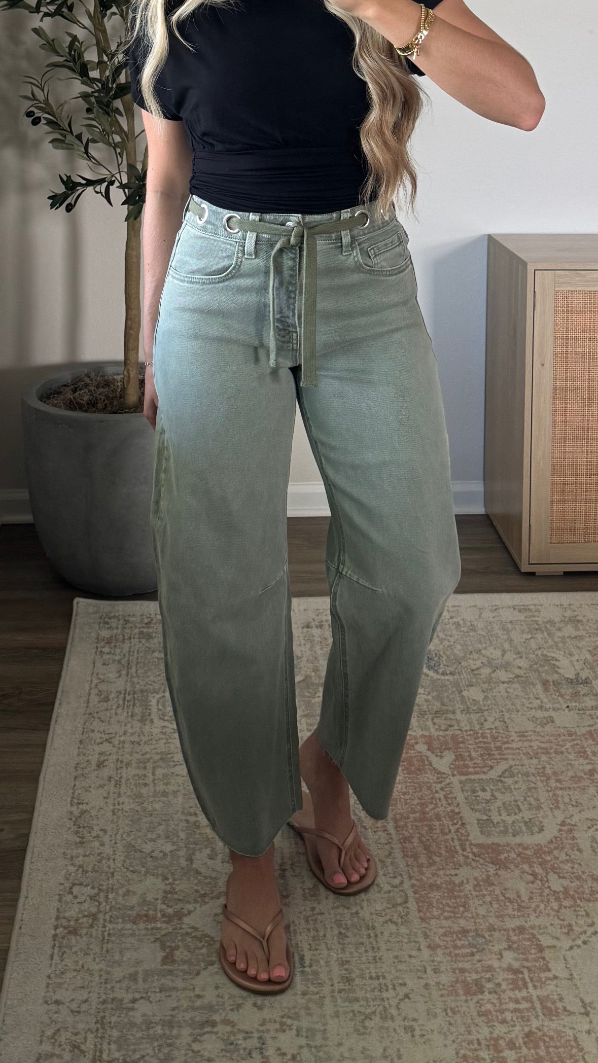 Olive Comfort Barrel Jeans
