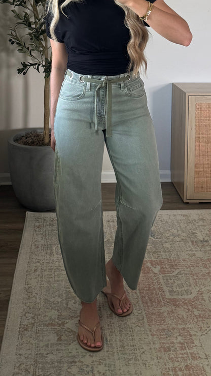 Olive Comfort Barrel Jeans