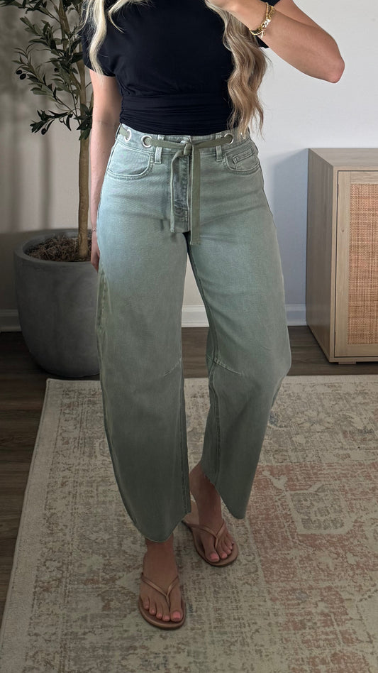 Olive Comfort Barrel Jeans