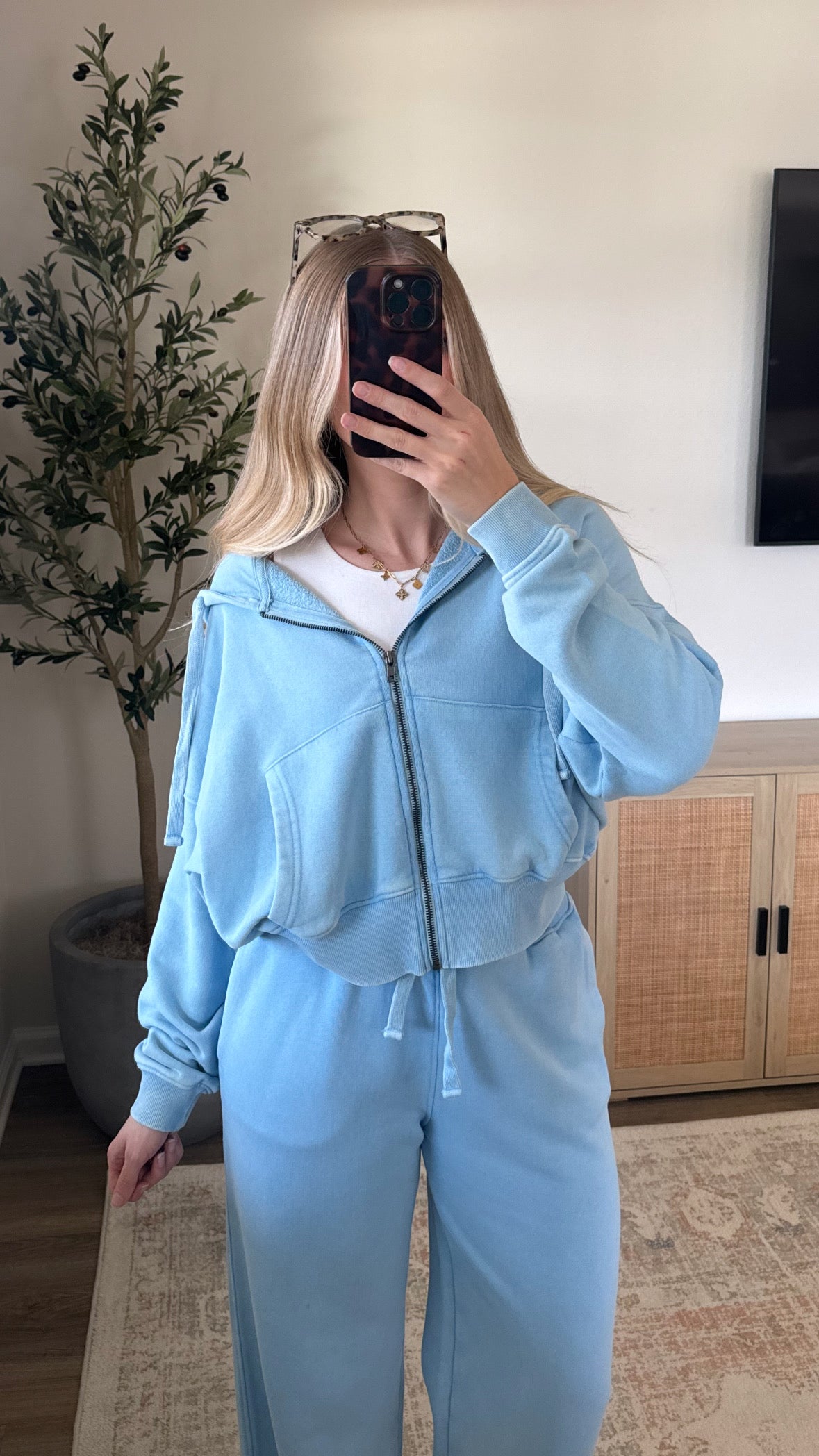 Maddie Zip-Up Jacket / Light Blue