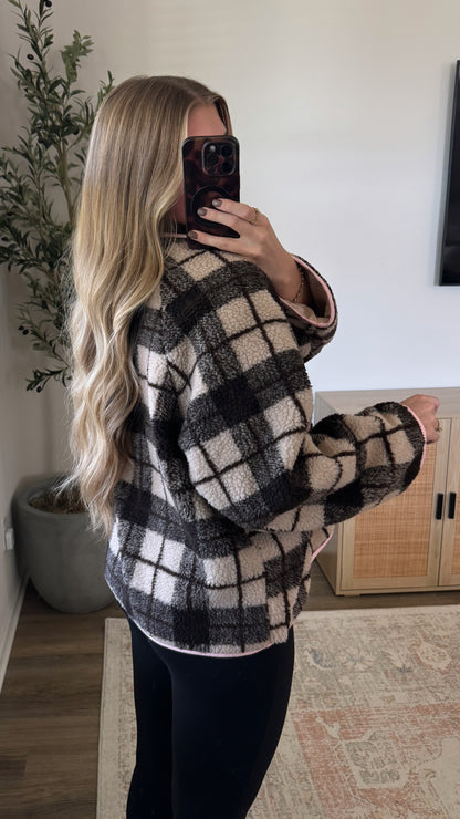 Plaid Sherpa Quarter Zip / Brown + Pink