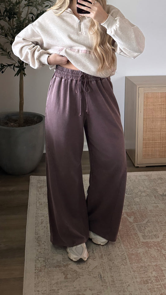 Wide Leg Sweatpants / Brown