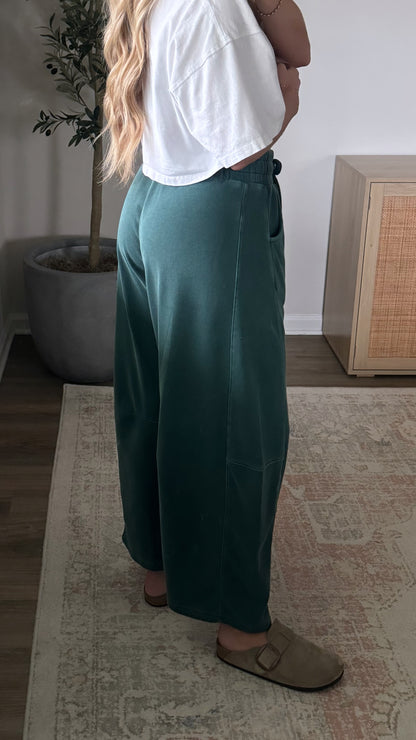 Barrel Sweatpants / Dark Green