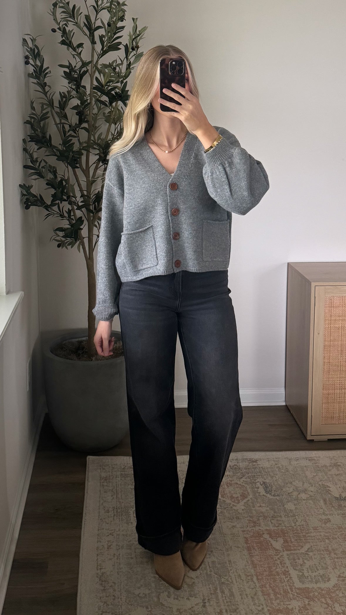 Charlie Cropped Cardigan / Grey