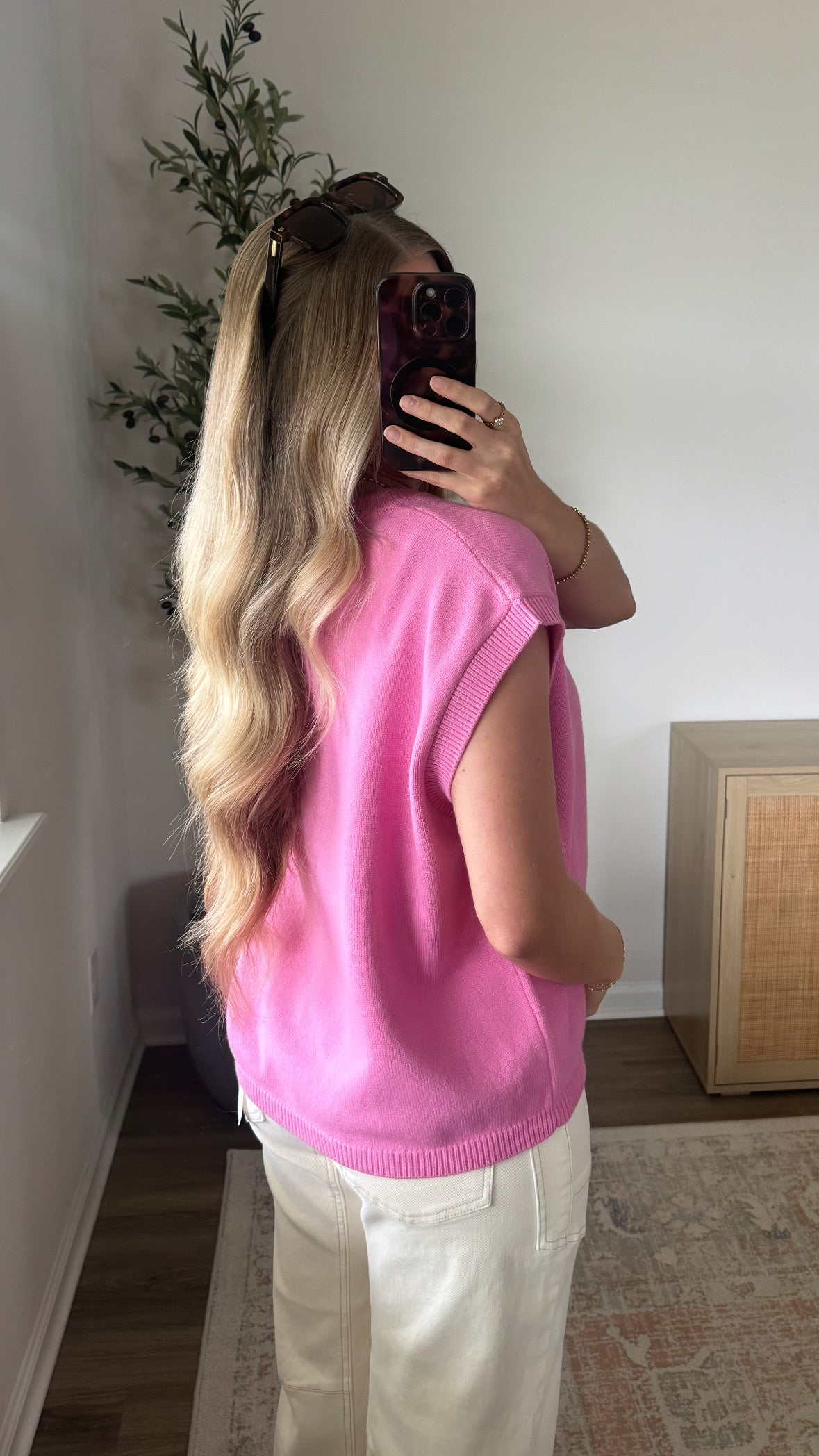 Classic Sweater Vest / Pink