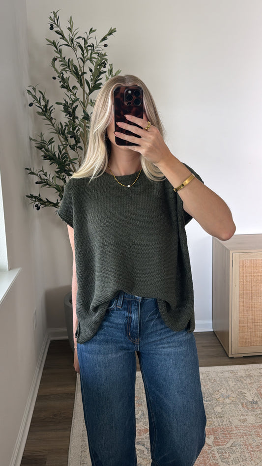 Brooke Sweater Vest / Olive