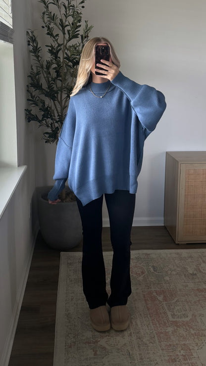 Oversized Essential Knit / Dusty Blue