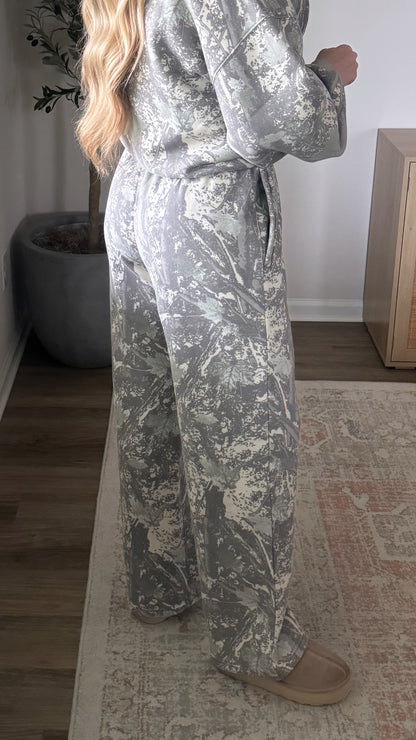 Grey Camo Fleece Sweatpants