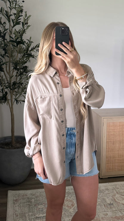 Maci Button Down / Tan