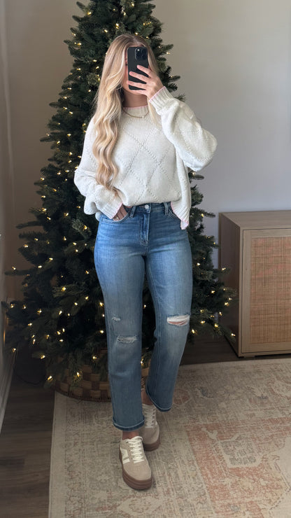 Diamond Knit Sweater / Cream + Pink