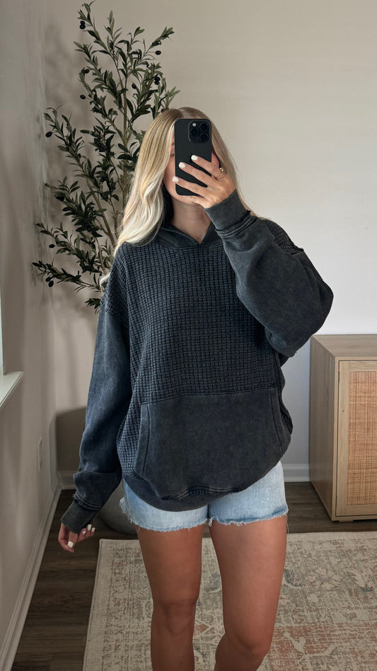 Waffle Hoodie / Washed Black