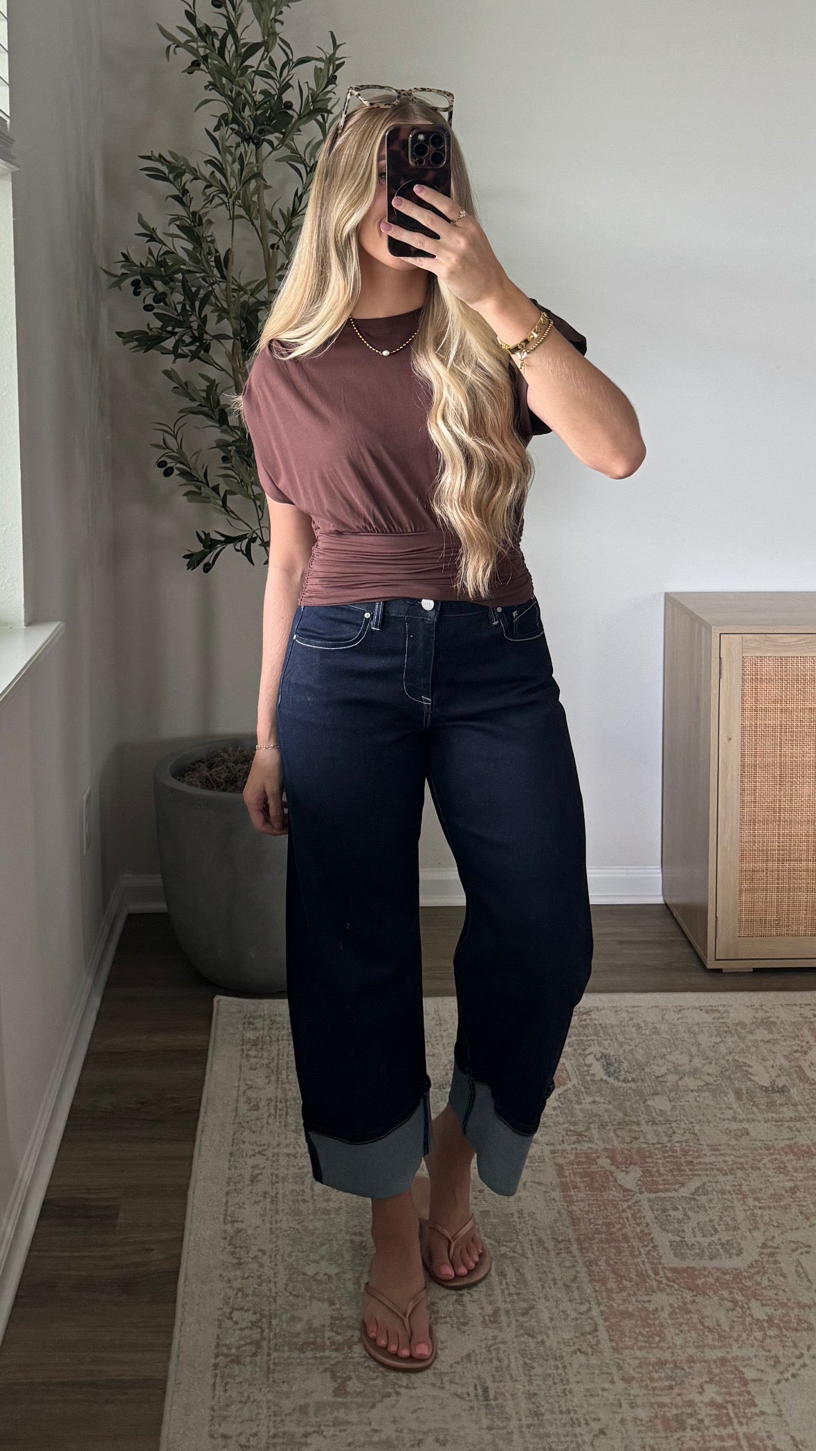 Emery Cuffed Barrel Jeans / Dark Wash