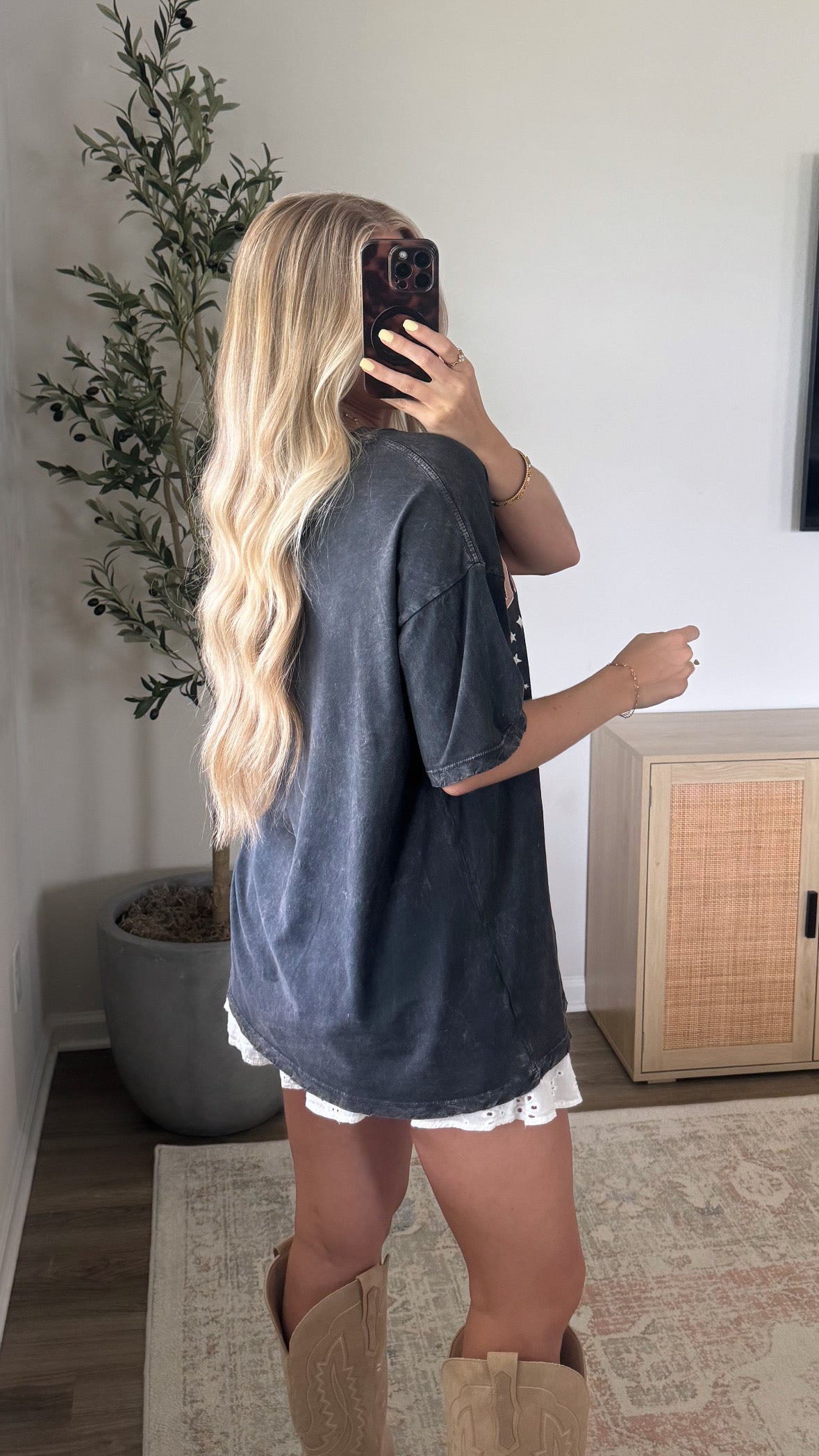 Long Live Cowgirls Tee