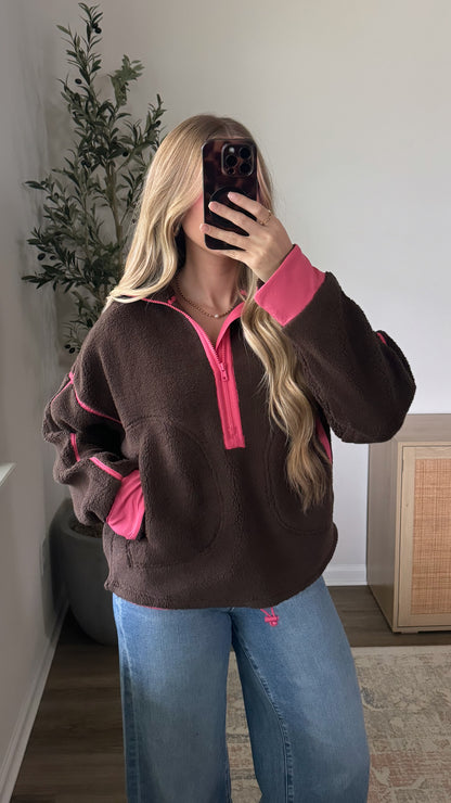 Sherpa Half Zip / Dark Brown + Pink