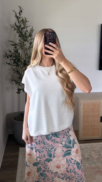 Classic Sweater Vest / Ivory