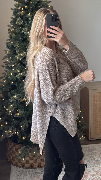 Jayla V-Neck Sweater / Tan