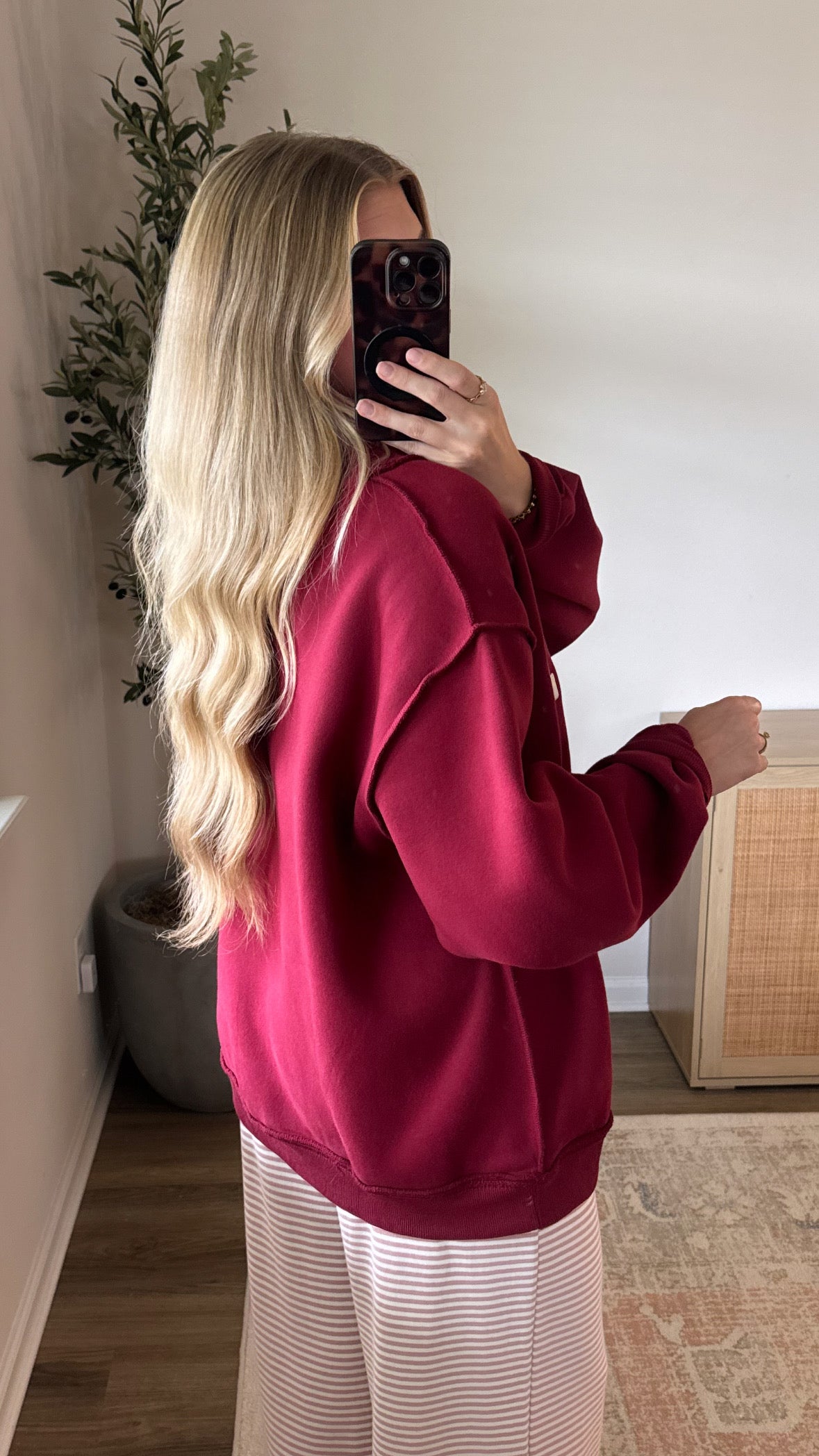 Fa La La Mock Neck Sweatshirt / Maroon