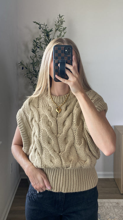 Twisted Cable Knit / Tan