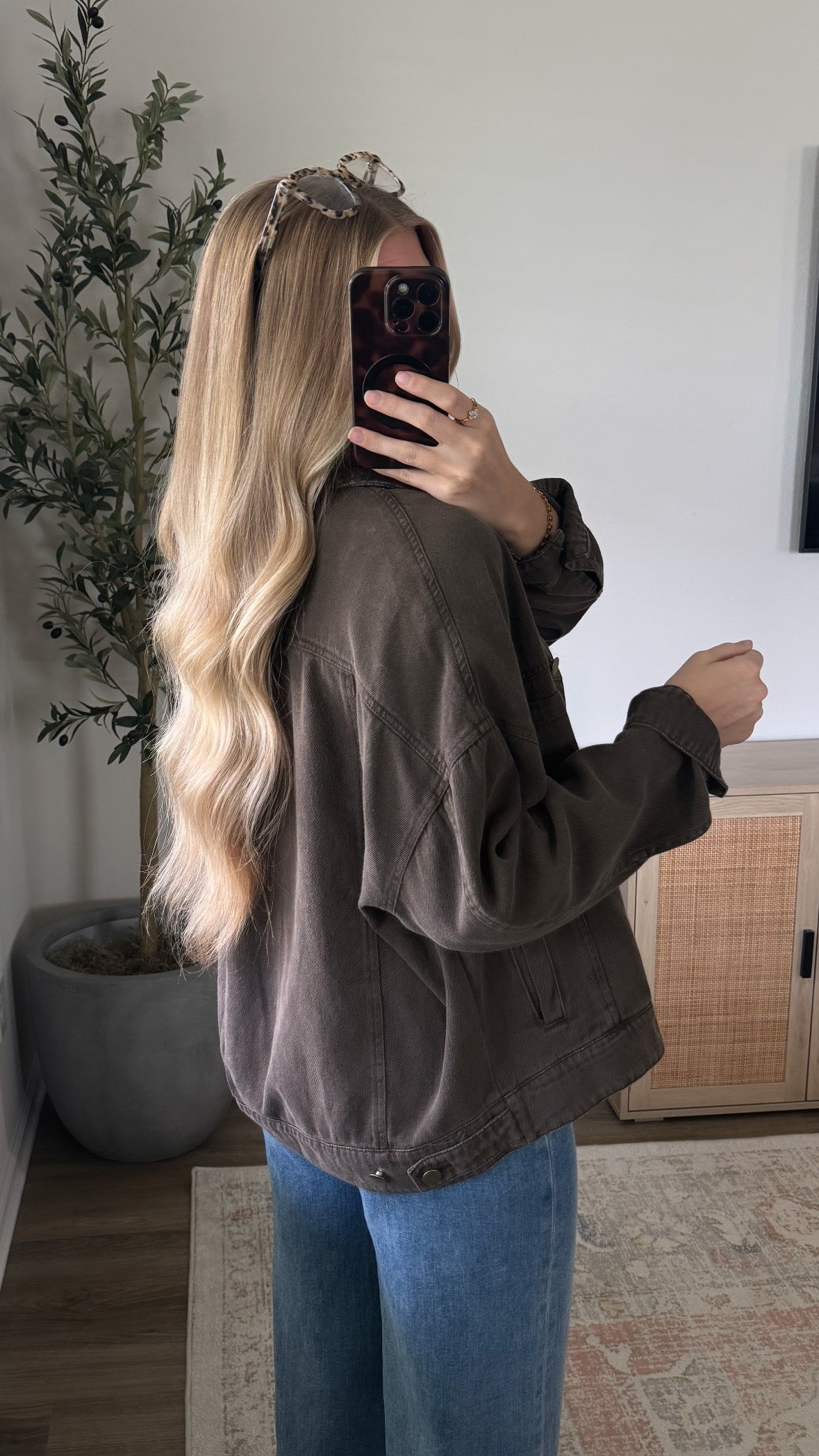 Vintage Wash Denim Jacket / Brown