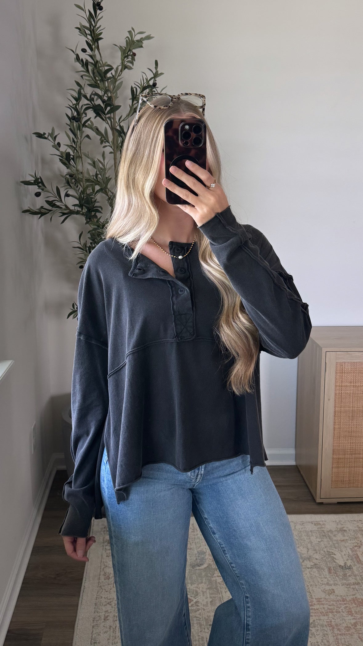 Maya Cotton Henley / Black