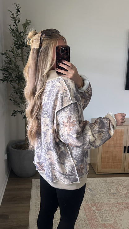 Make Heaven Crowded Embroidered Mock Neck / Camo