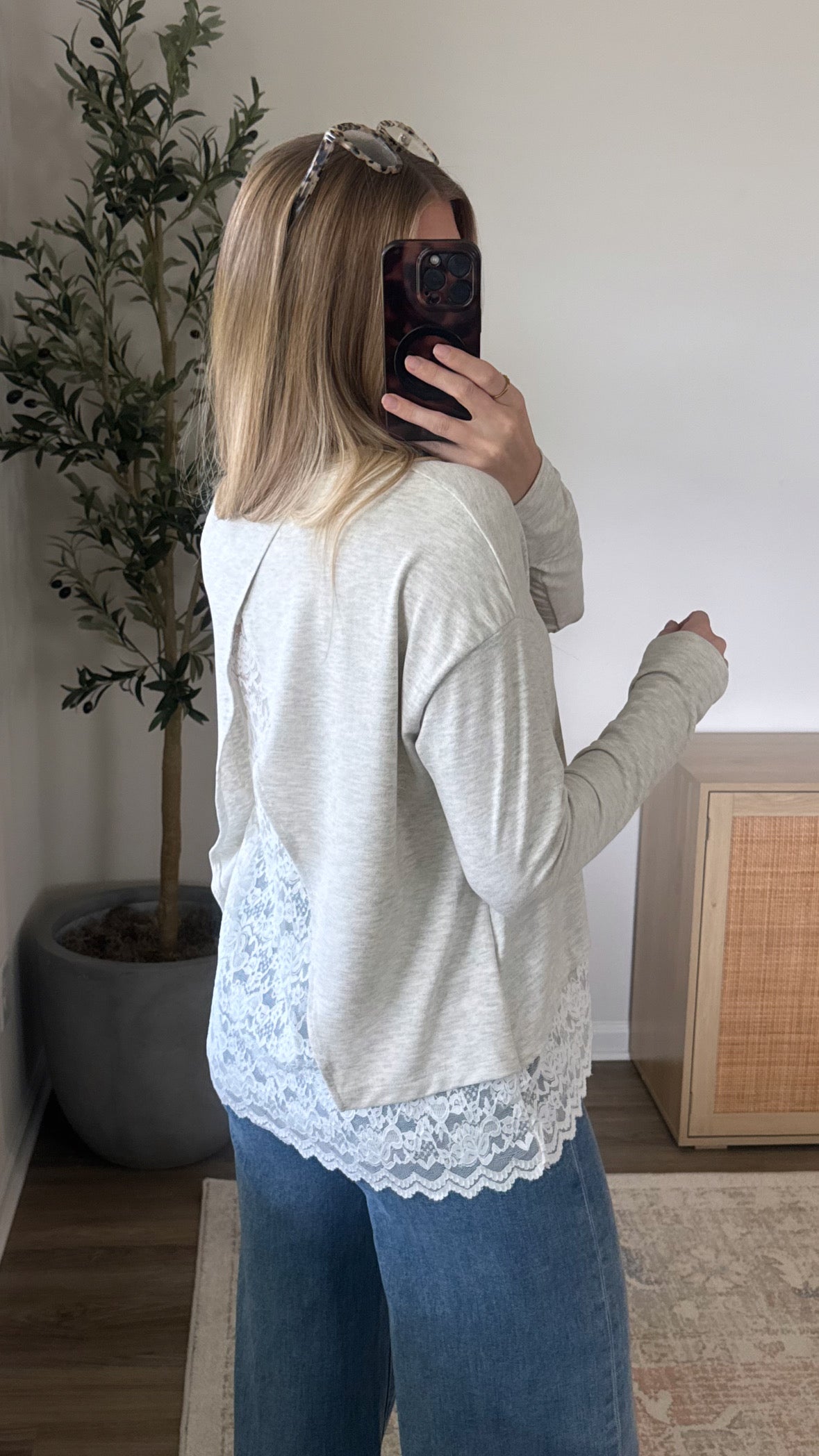 Lace Long Sleeve / Grey