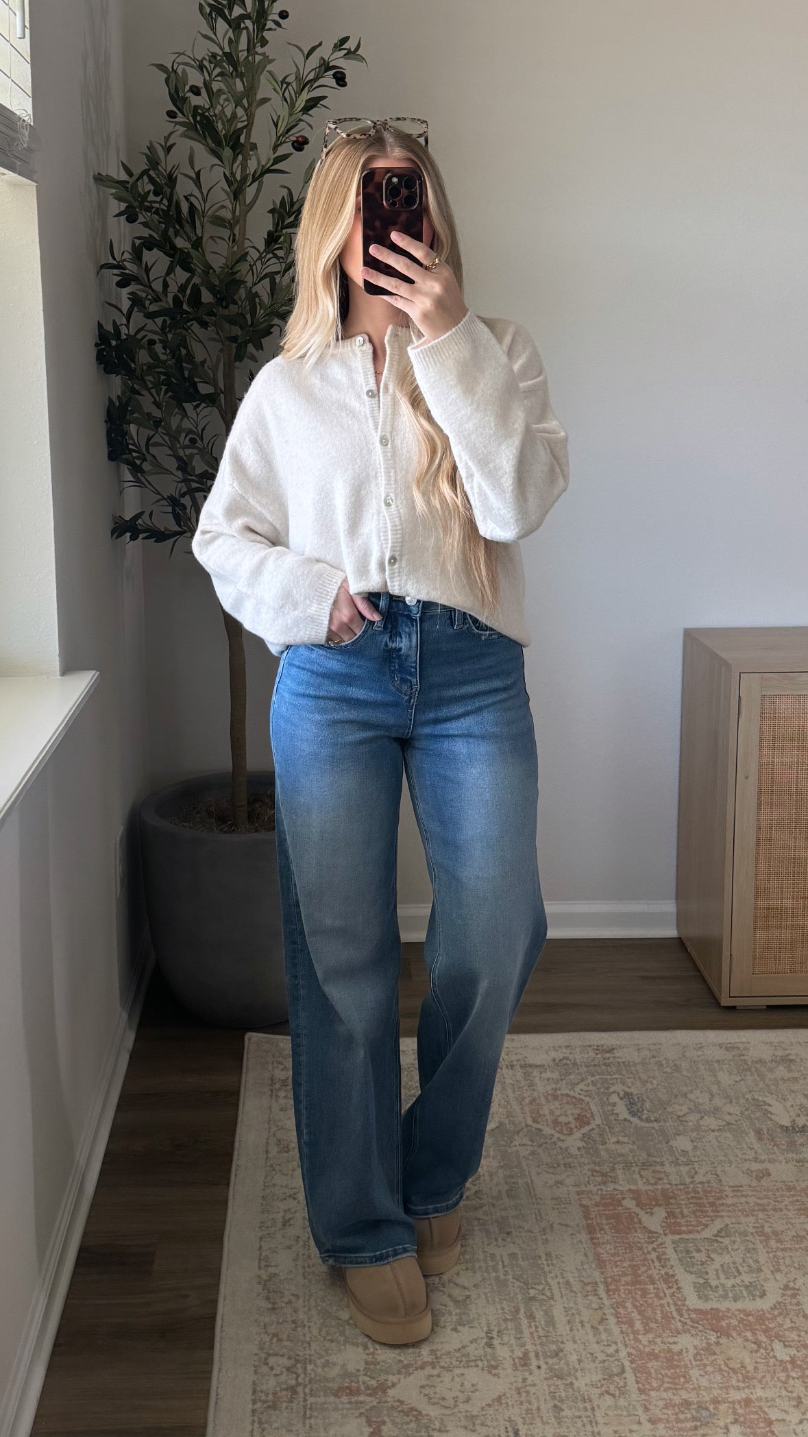 DOORBUSTER! Button Down Cardigan / Cream