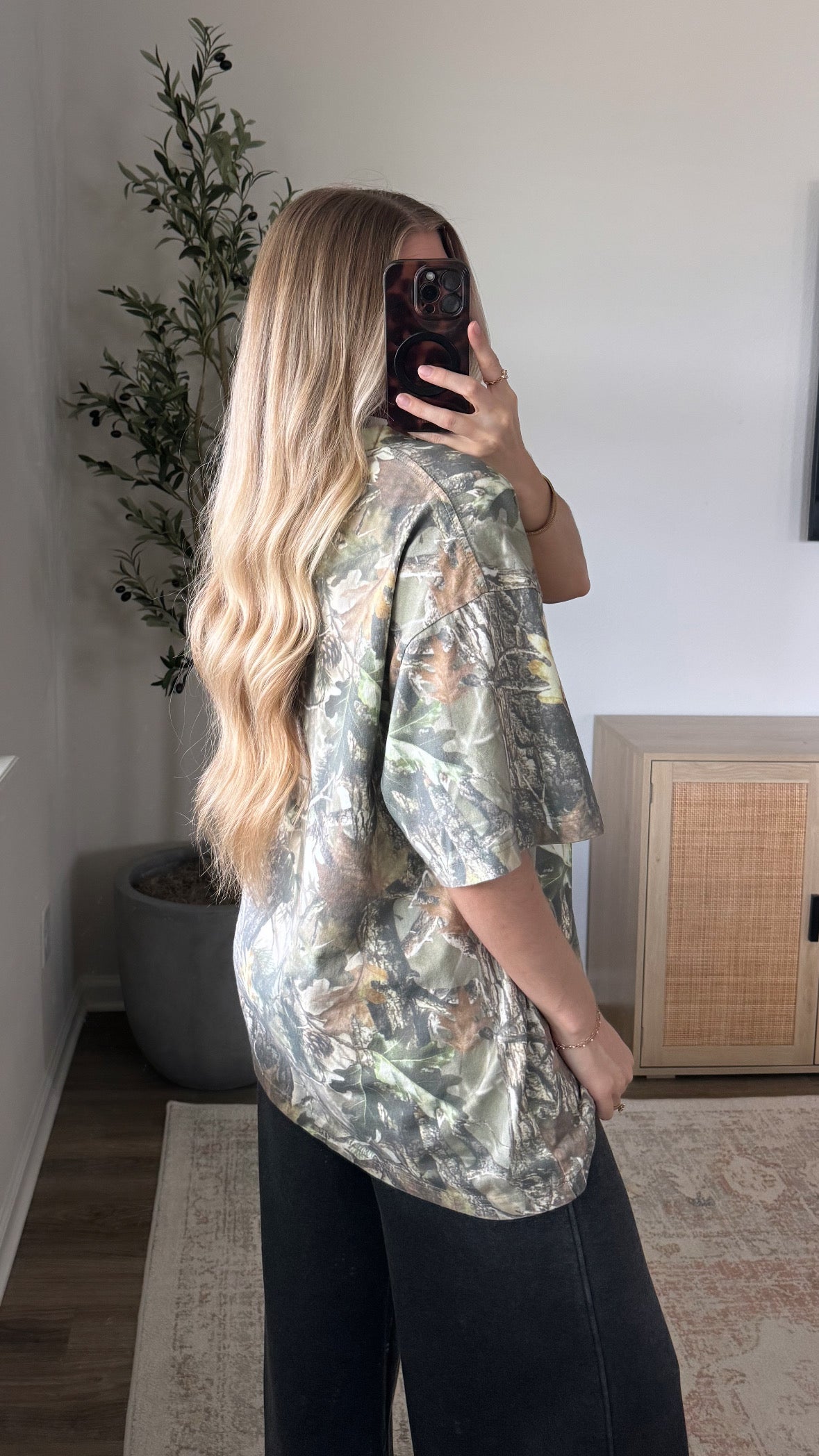 PREORDER (3/17) - Jesus Loves You Tee / Camo