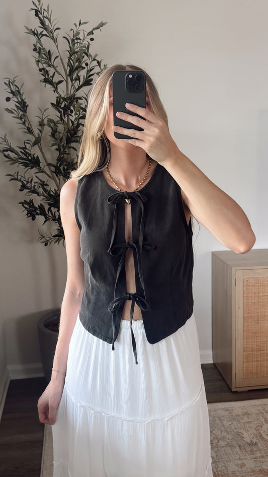 Denim Front Tie Vest / Charcoal