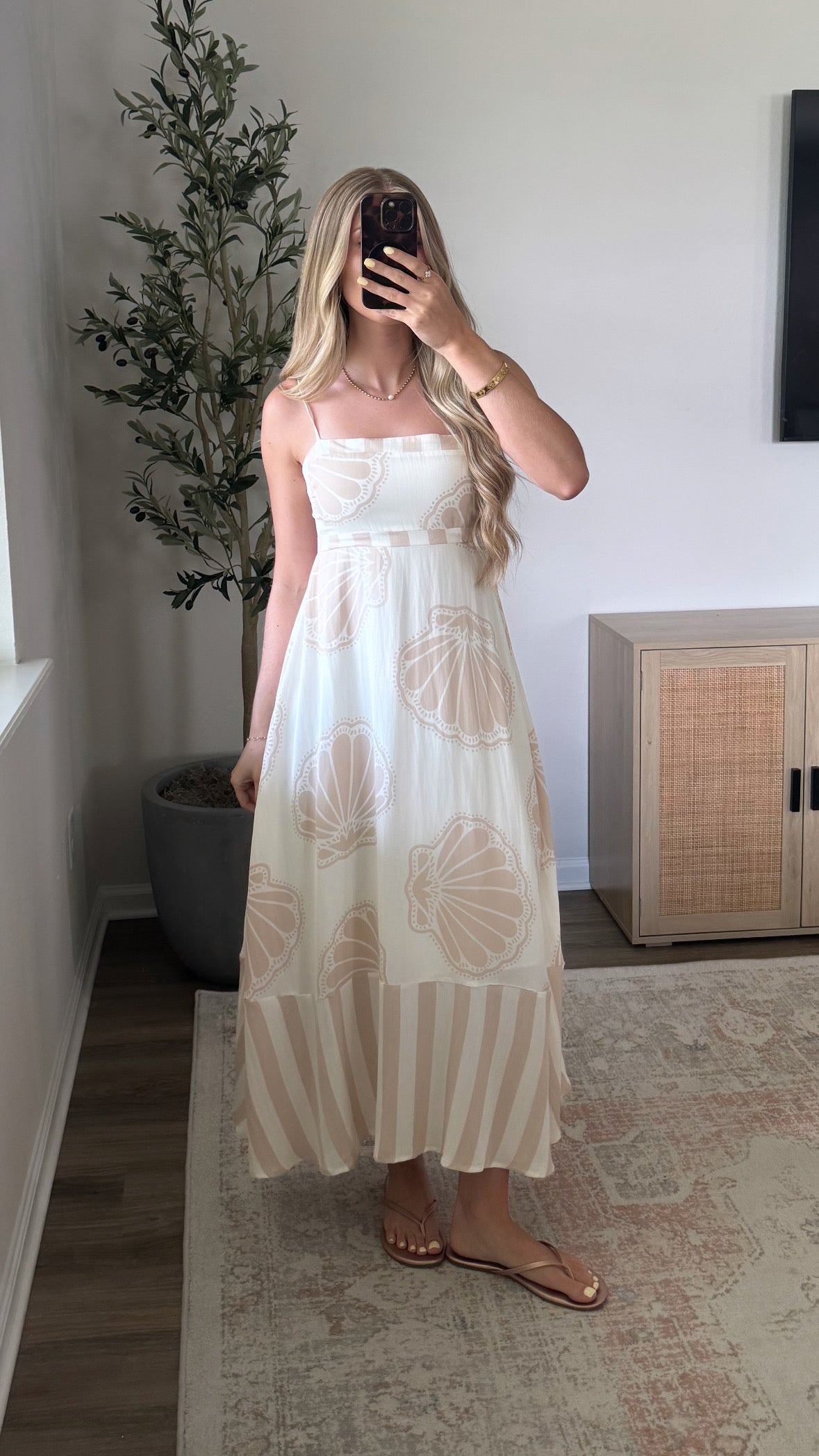 Seashell Maxi Dress / Natural