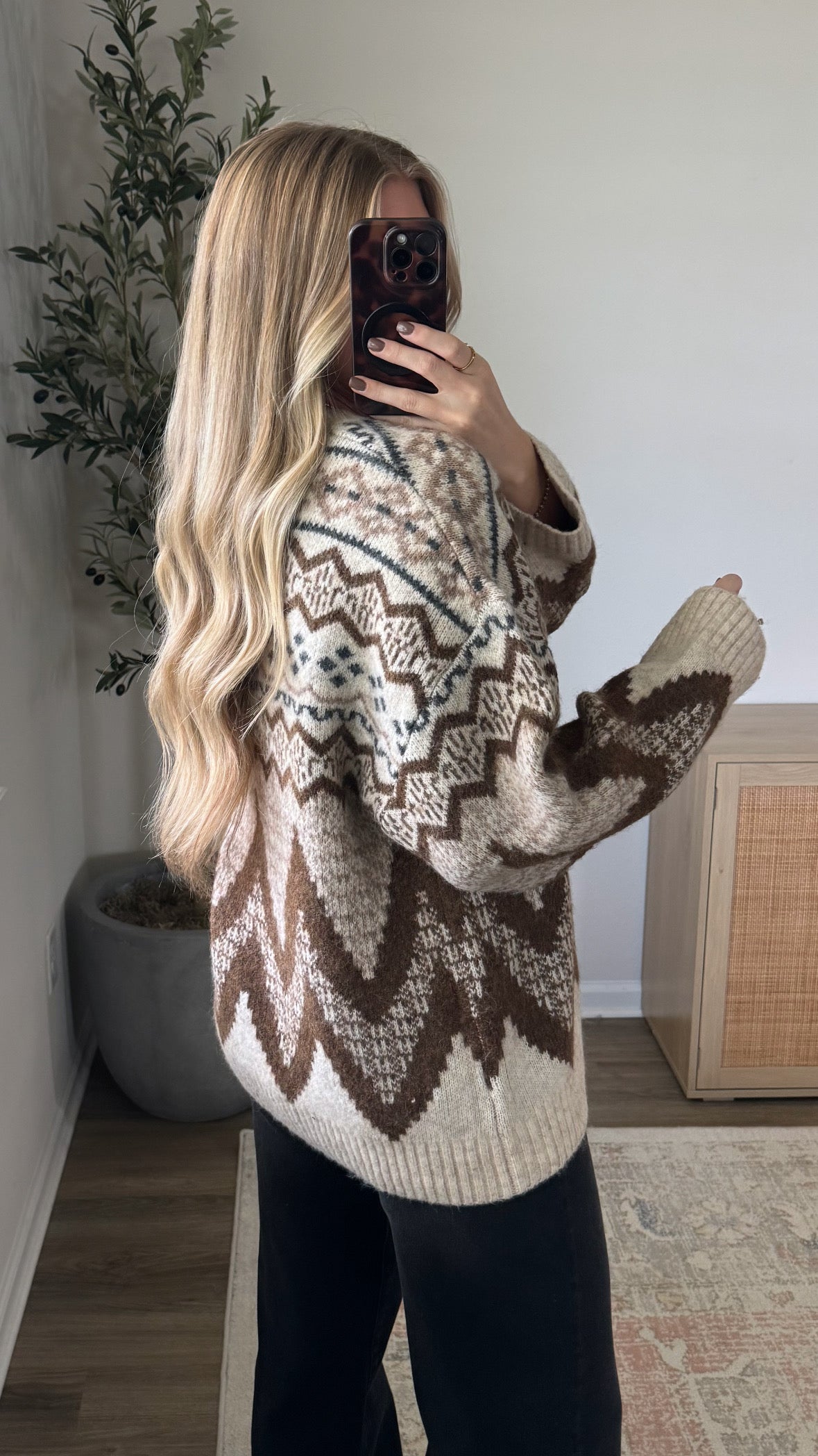 Cozy Cabin Sweater / Cream + Brown