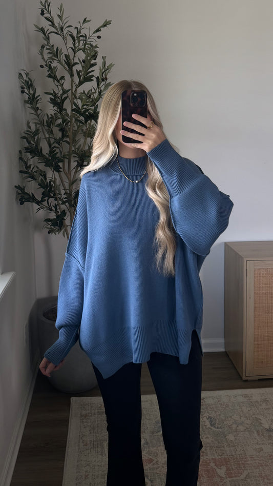 Oversized Essential Knit / Dusty Blue