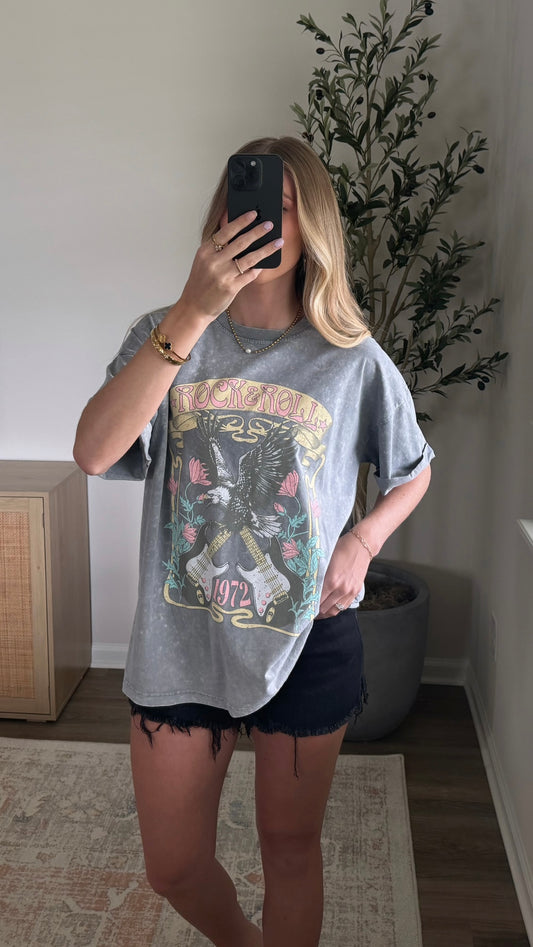Cuffed Rock & Roll Graphic Tee / Grey