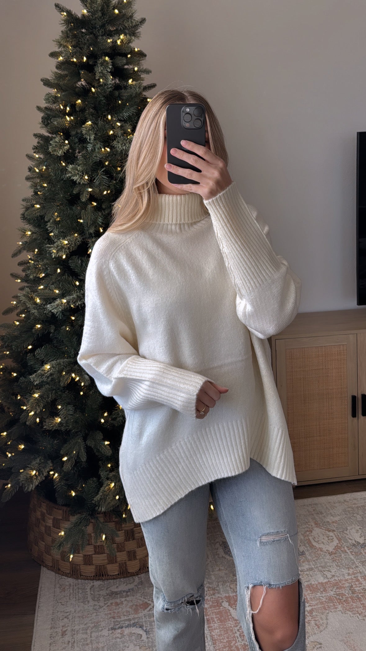 Lydia Turtleneck Sweater / Cream