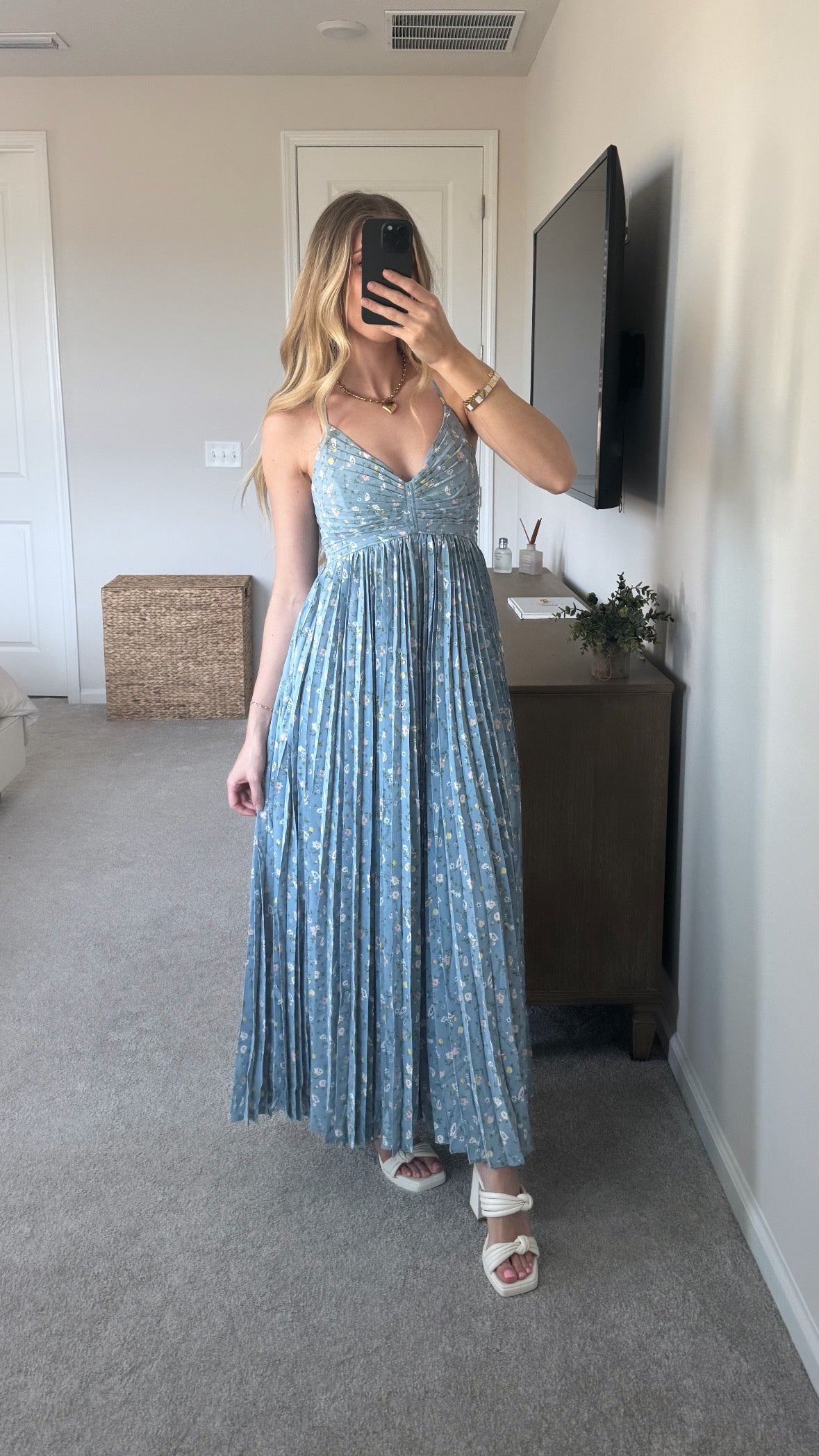 Pleated Maxi Dress / Blue