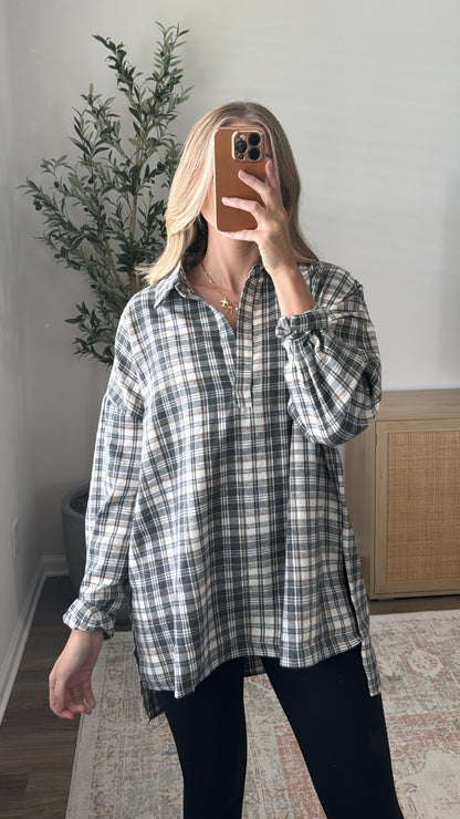 Collared Plaid Pullover