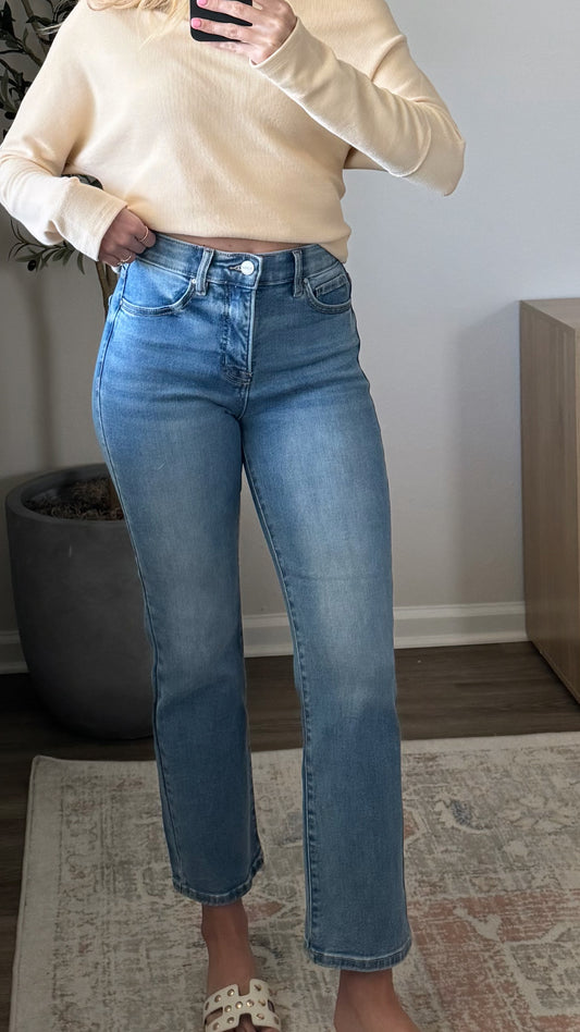 Chelsea Comfort Denim / Med Wash