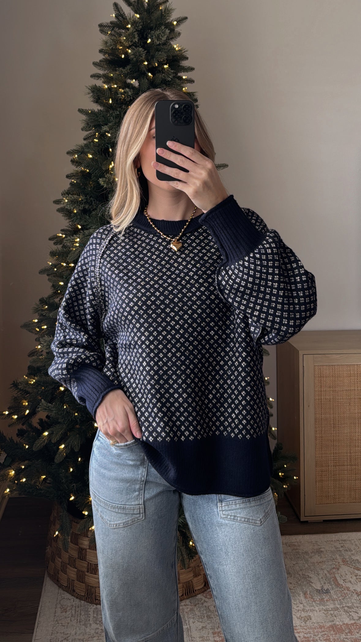 Kelsie Sweater / Navy