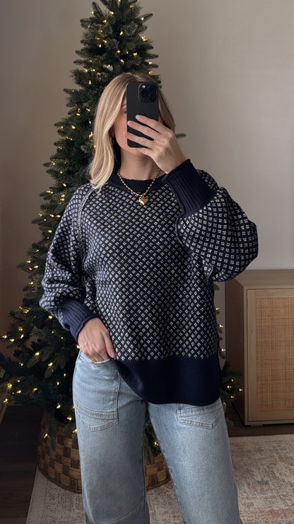 Kelsie Sweater / Navy