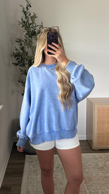Cozy Fleece Pullover / Light Blue