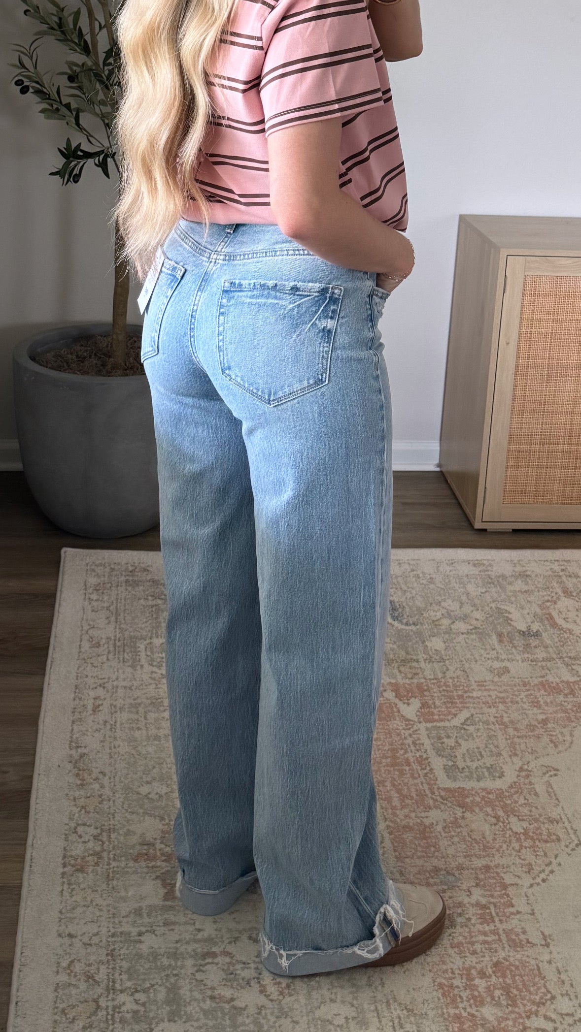 Gia Cuffed Wide Leg Denim / Lightwash