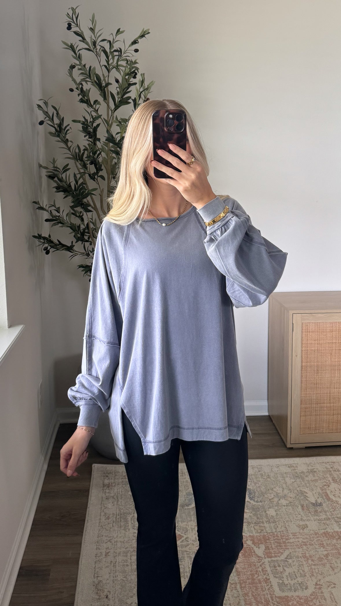 Lightweight Long Sleeve / Dusty Blue
