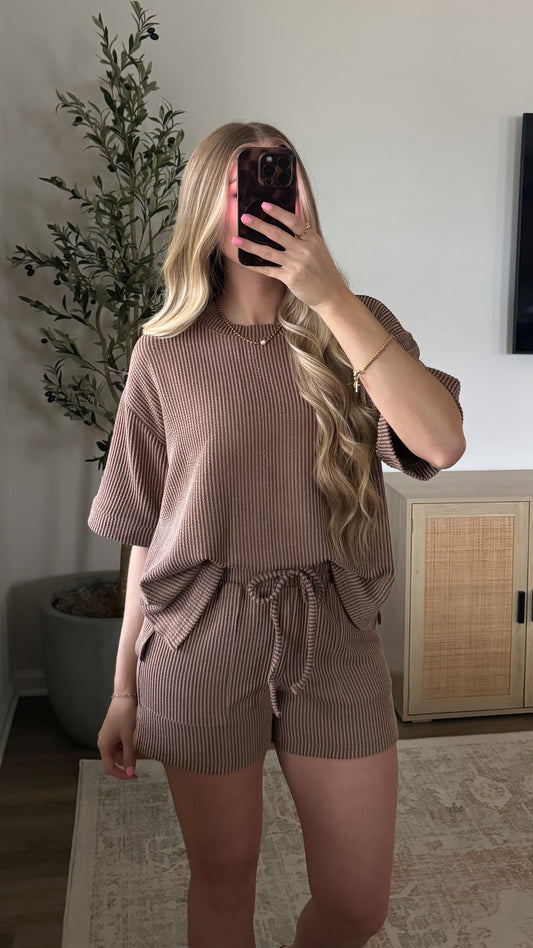 Ribbed Lounge Set / Brown