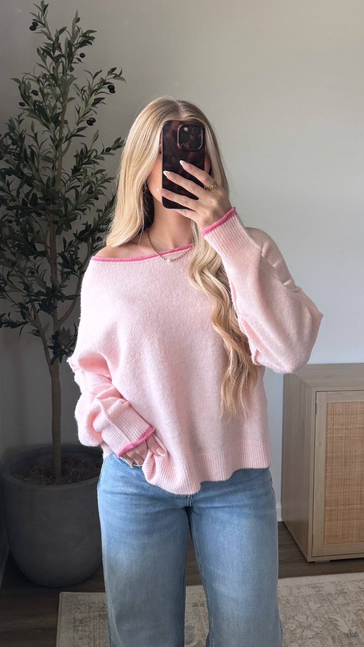 Contrast Boat Neck Sweater / Light Pink