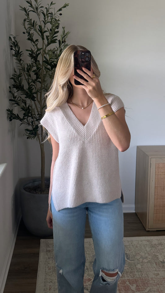 Side Slit Sweater Vest / Natural