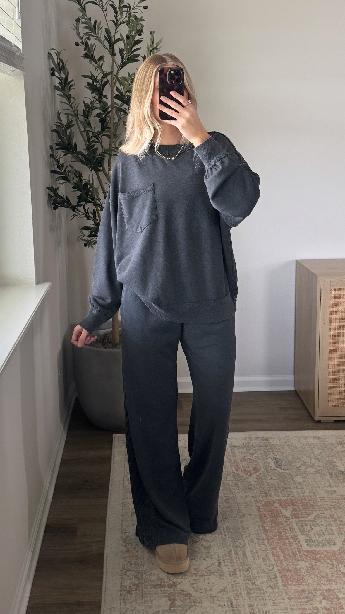 Brielle Pullover / Washed Black